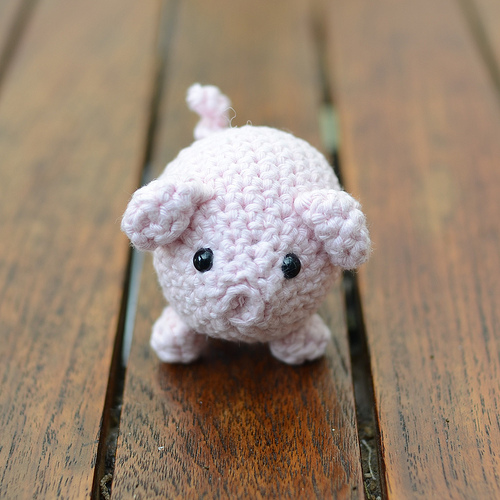 Crocheted pig