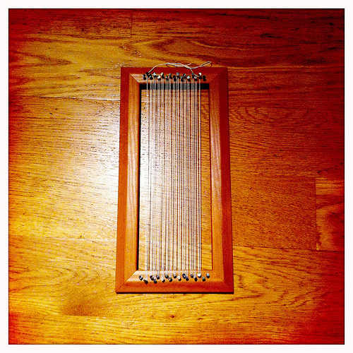 Picture frame loom