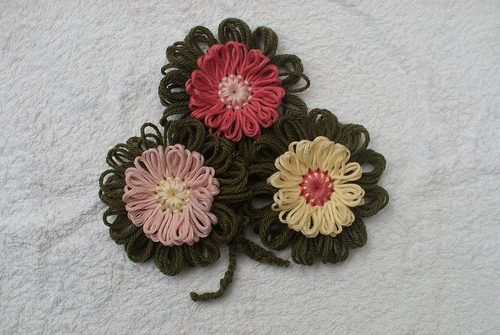 Three flower loom flowers